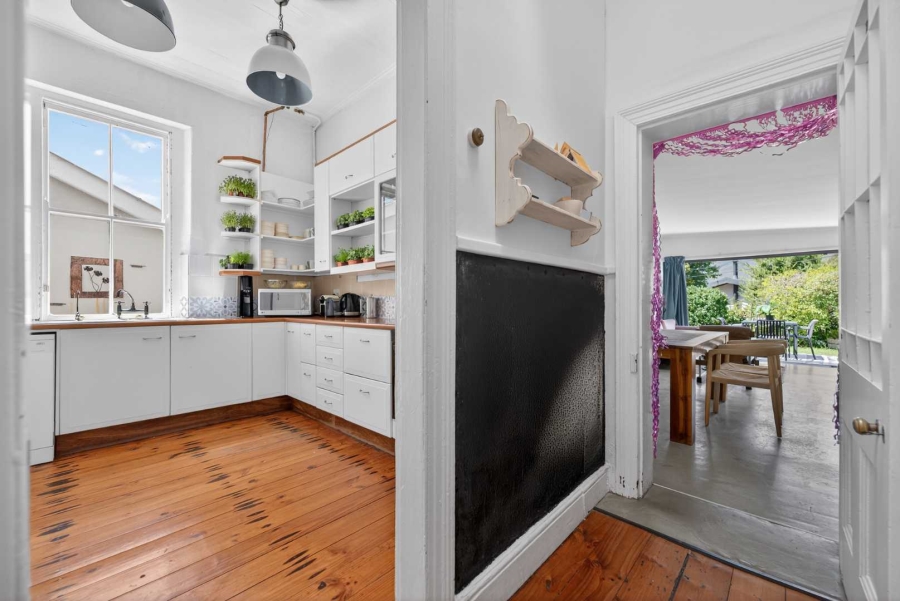 3 Bedroom Property for Sale in Higgovale Western Cape